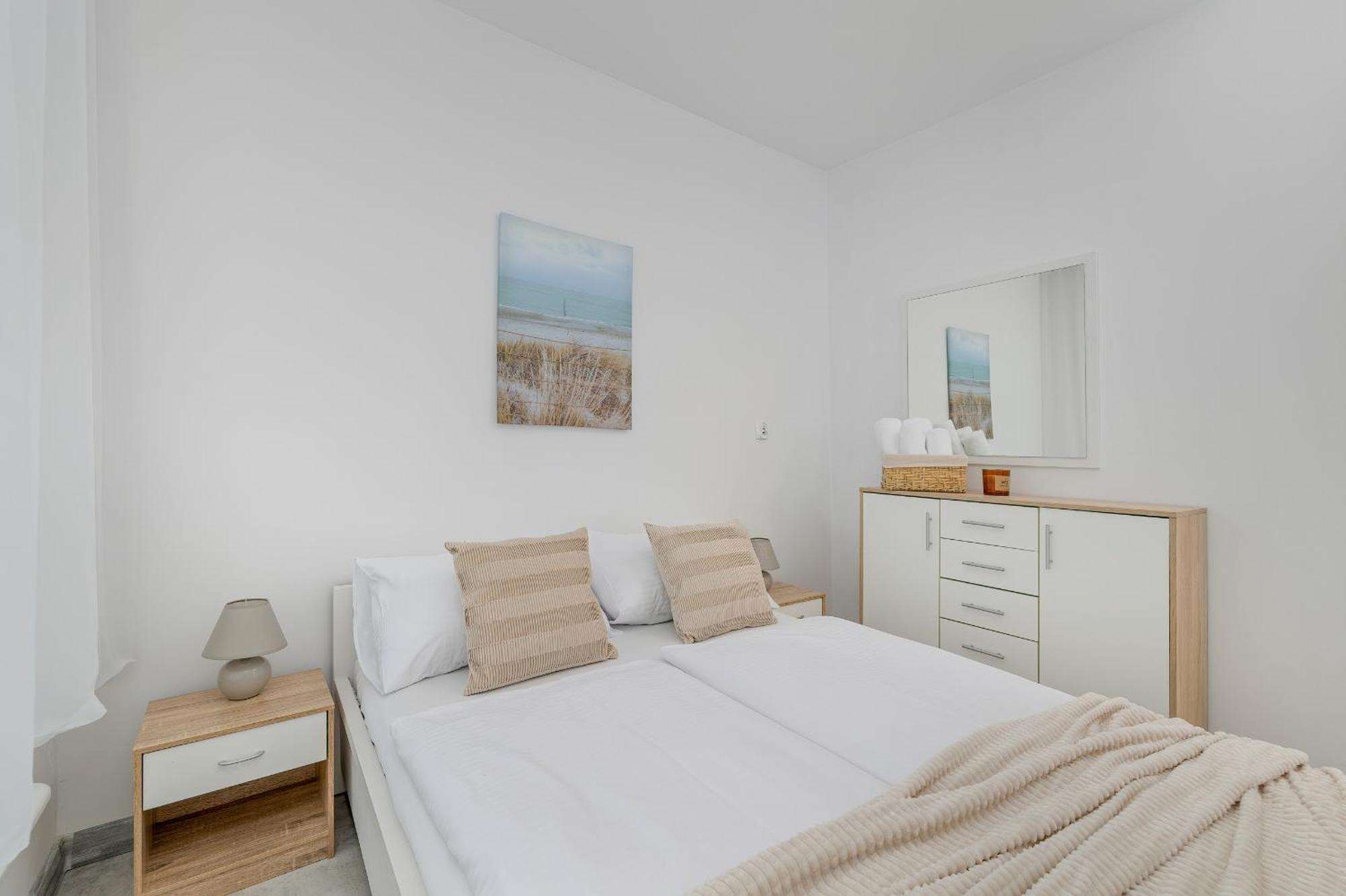 Family Apartments Herberta With Terrace And Parking By Rent Like Home Swinoujscie Kültér fotó