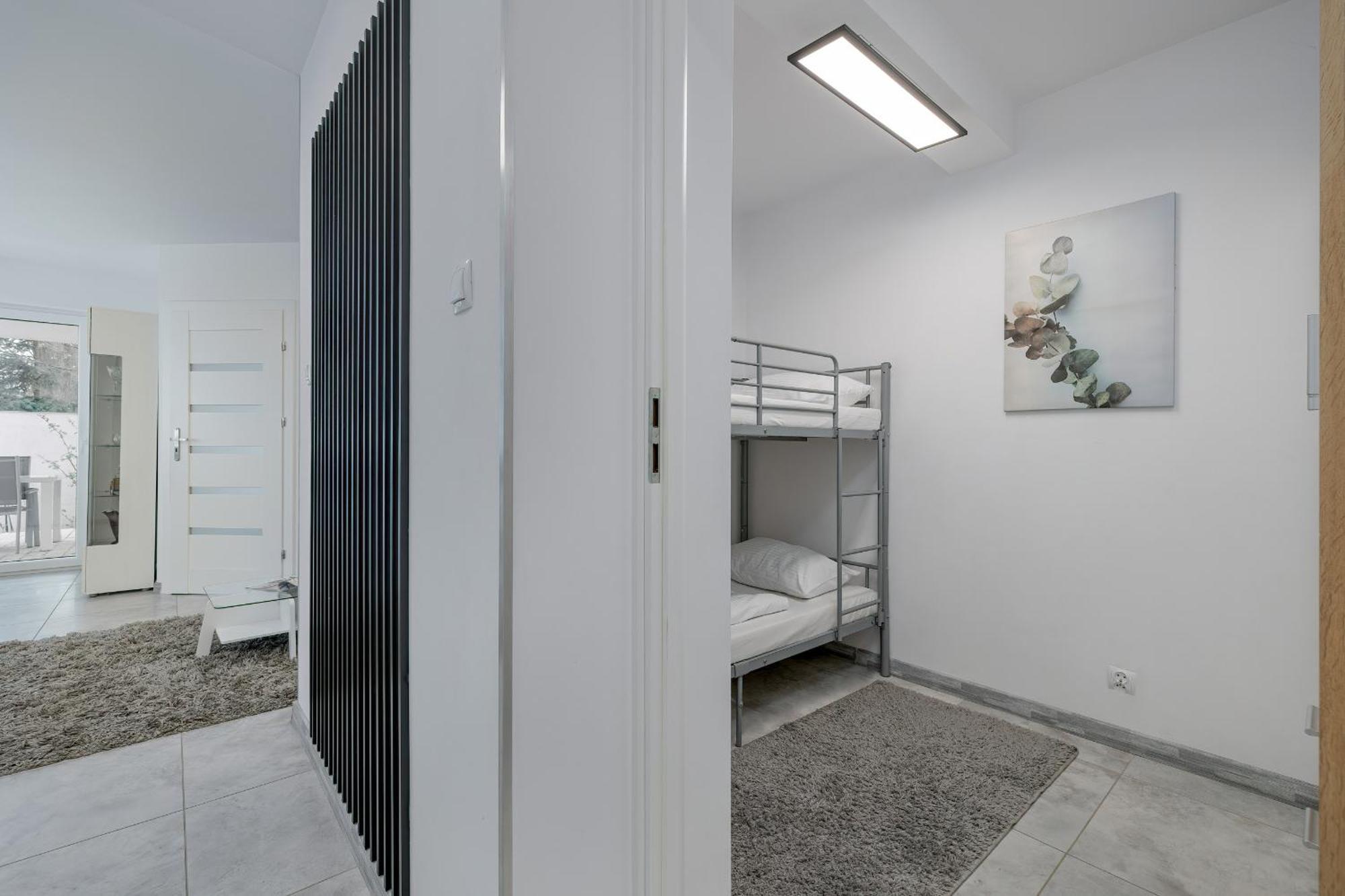 Family Apartments Herberta With Terrace And Parking By Rent Like Home Swinoujscie Kültér fotó